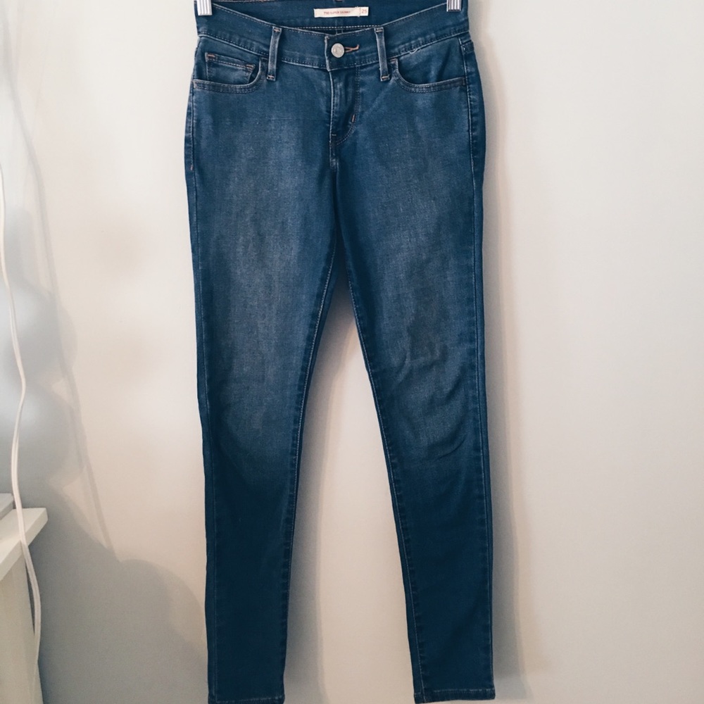 Women’s Levi’s Jeans